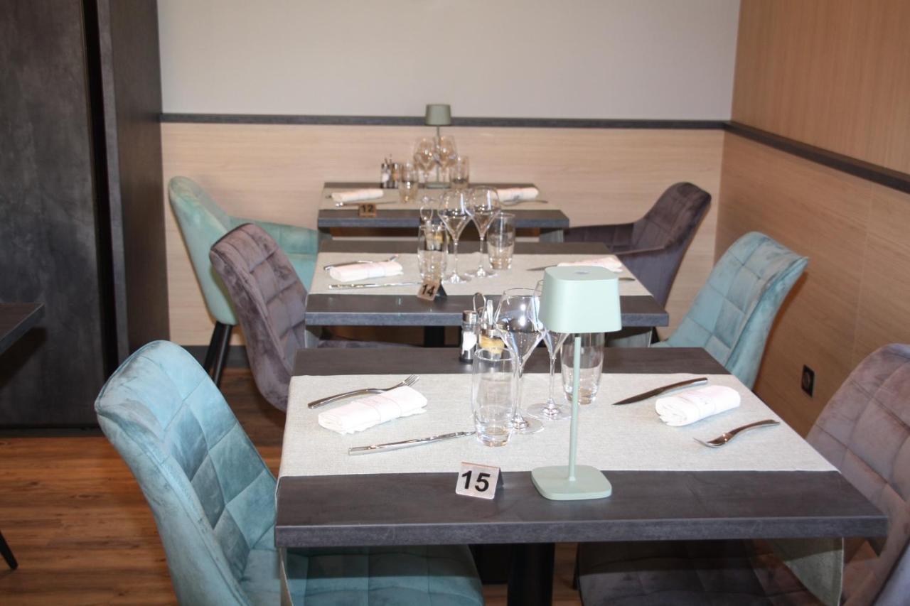 Logis Hotel- Restaurant La Renaissance Баккара Экстерьер фото